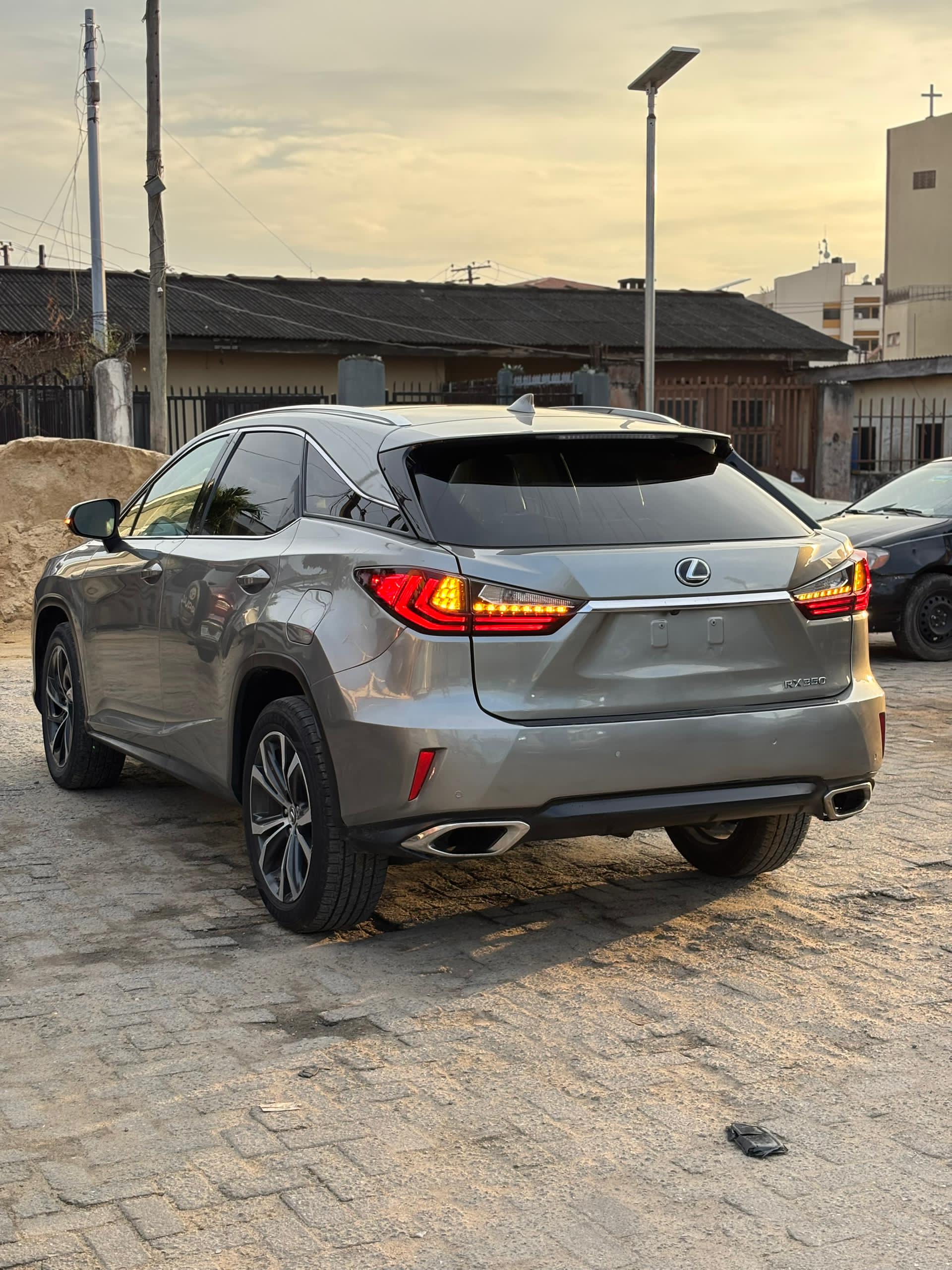 Lexus RX 350 SUV, Silver