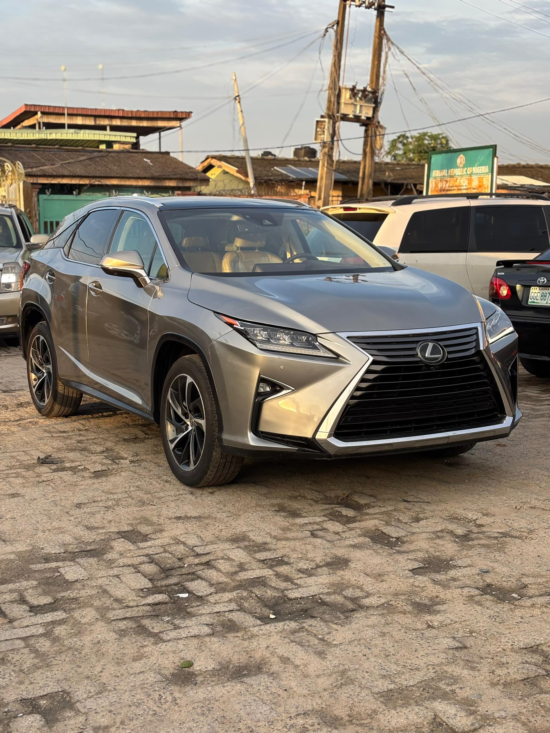 Lexus RX 350 SUV, Silver