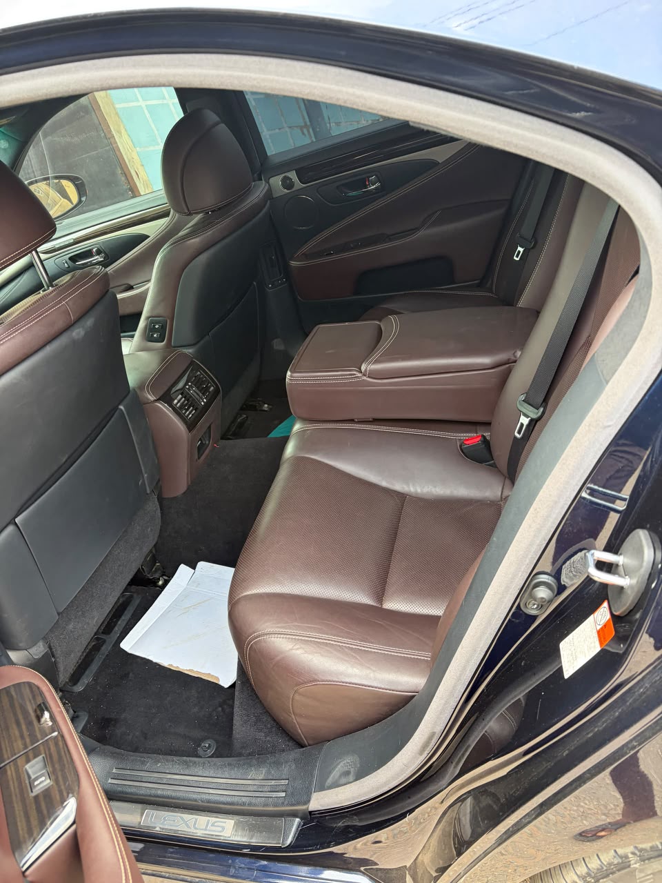 Lexus LS 460 Dark Blue Sedan