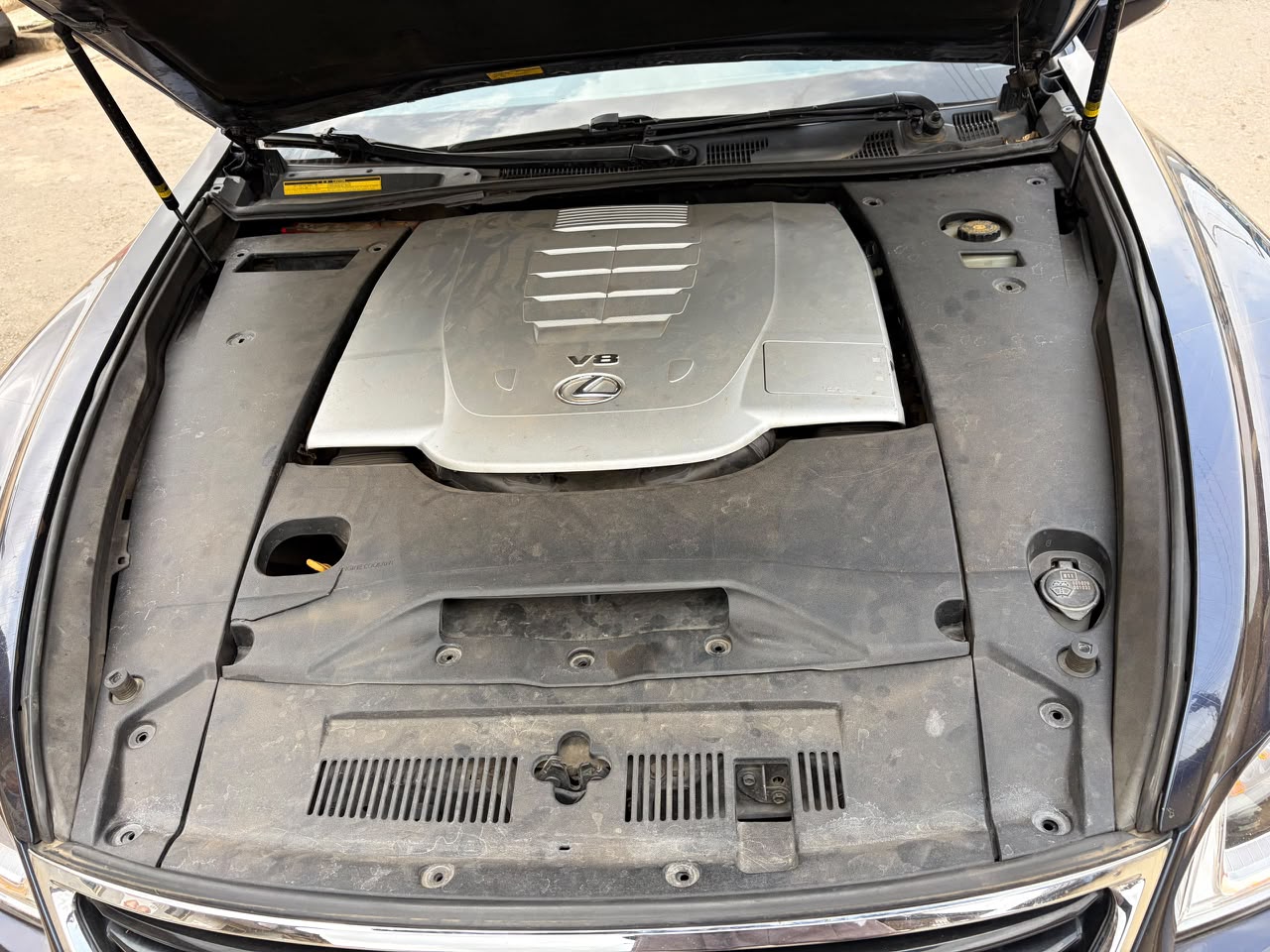 Lexus LS 460 Dark Blue Sedan
