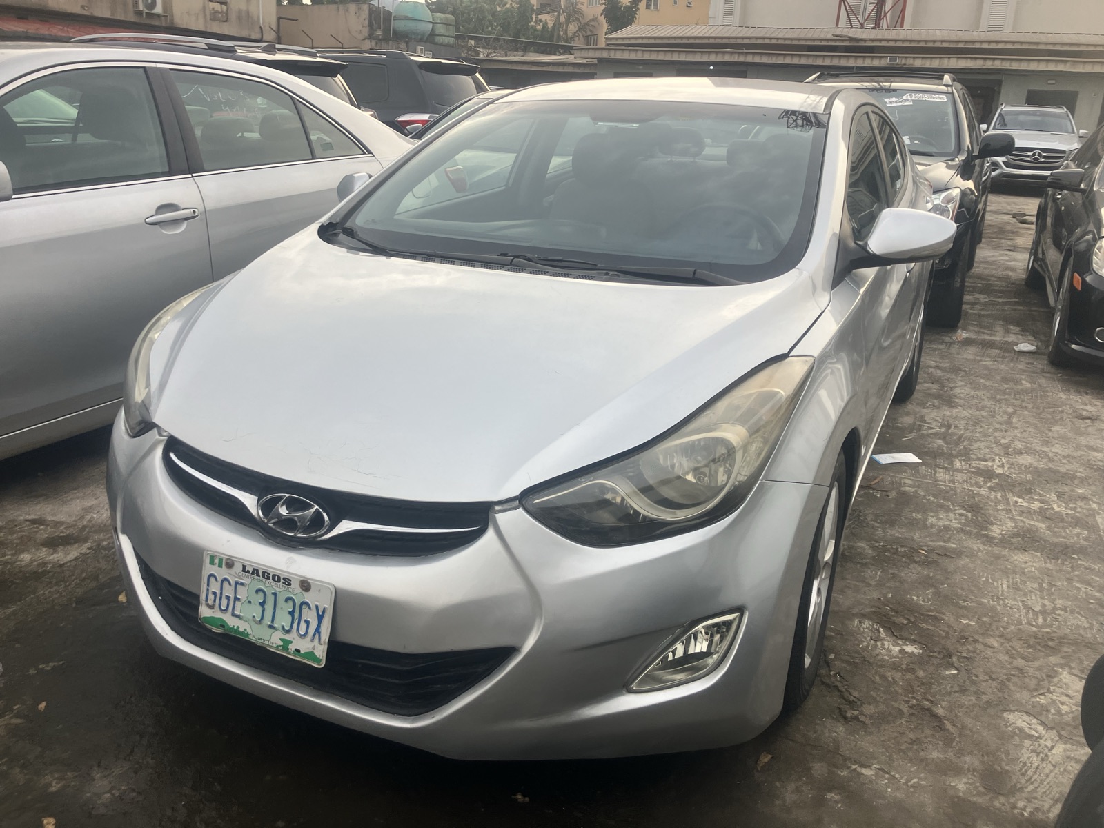 Hyundai Elentra 2012 model