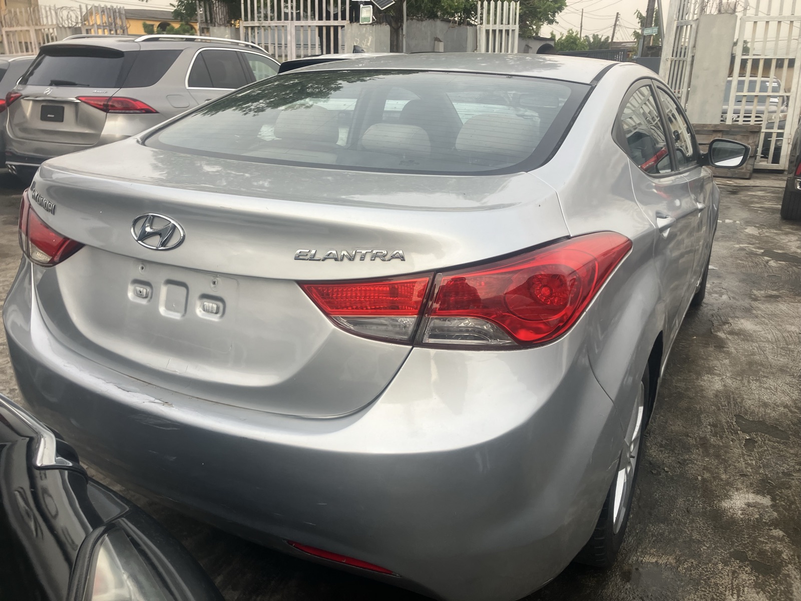 Hyundai Elentra 2012 model