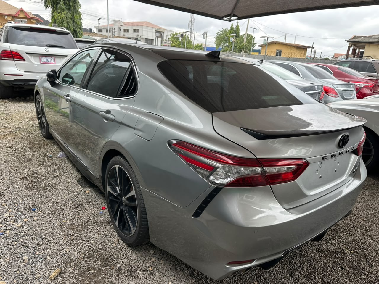 Toyota Camry Silver Sedan — photo 4