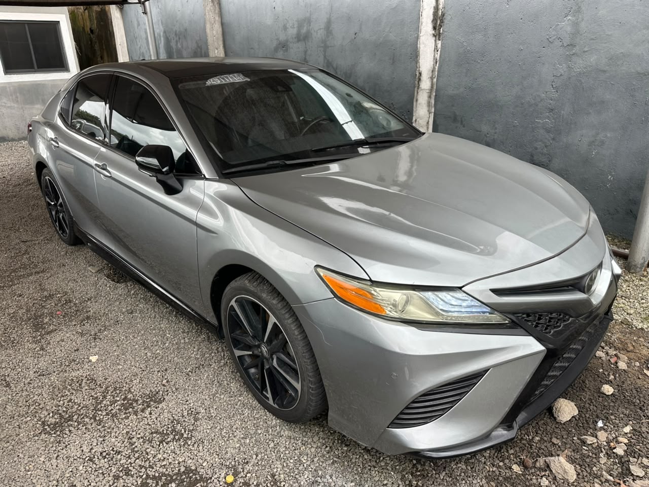 Toyota Camry Silver Sedan — photo 7