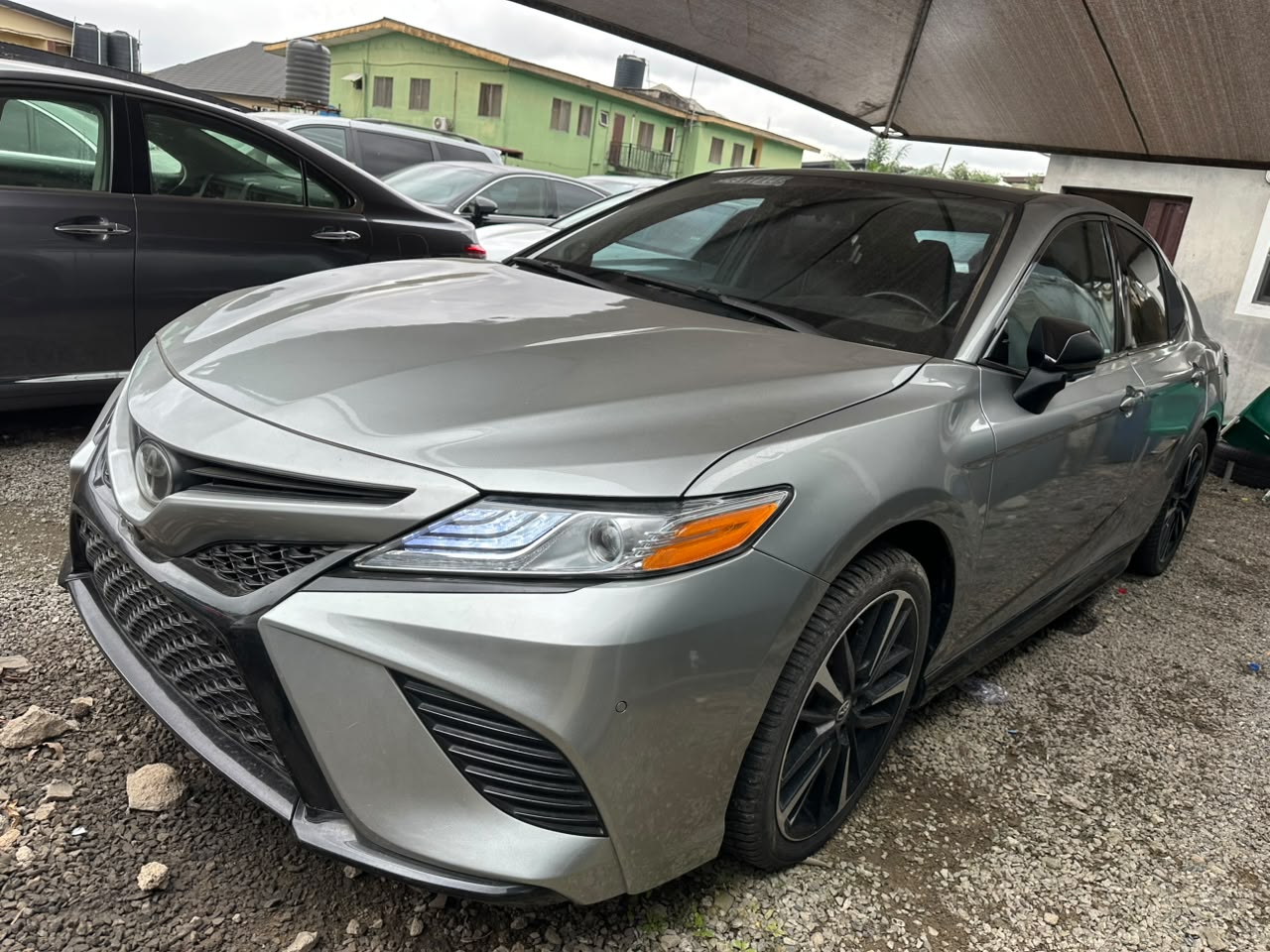 Toyota Camry Silver Sedan — photo 8