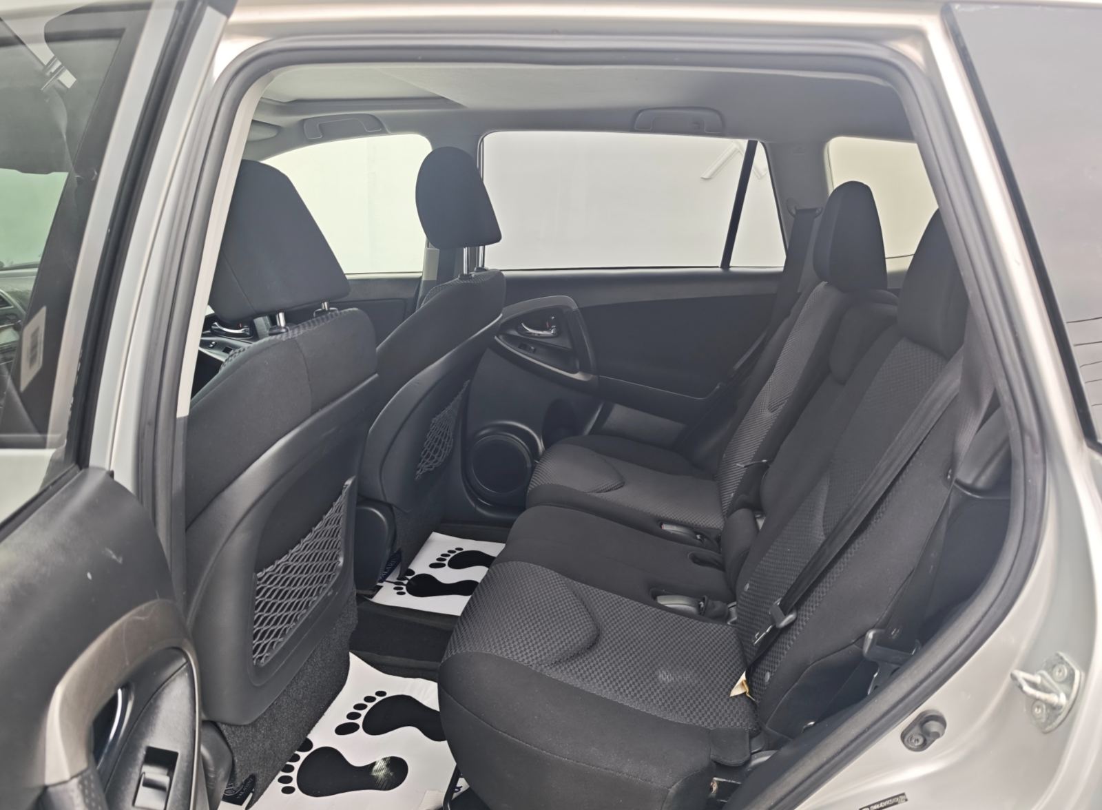 2012 Model Toyota RAV4 SUV, Silver — photo 8
