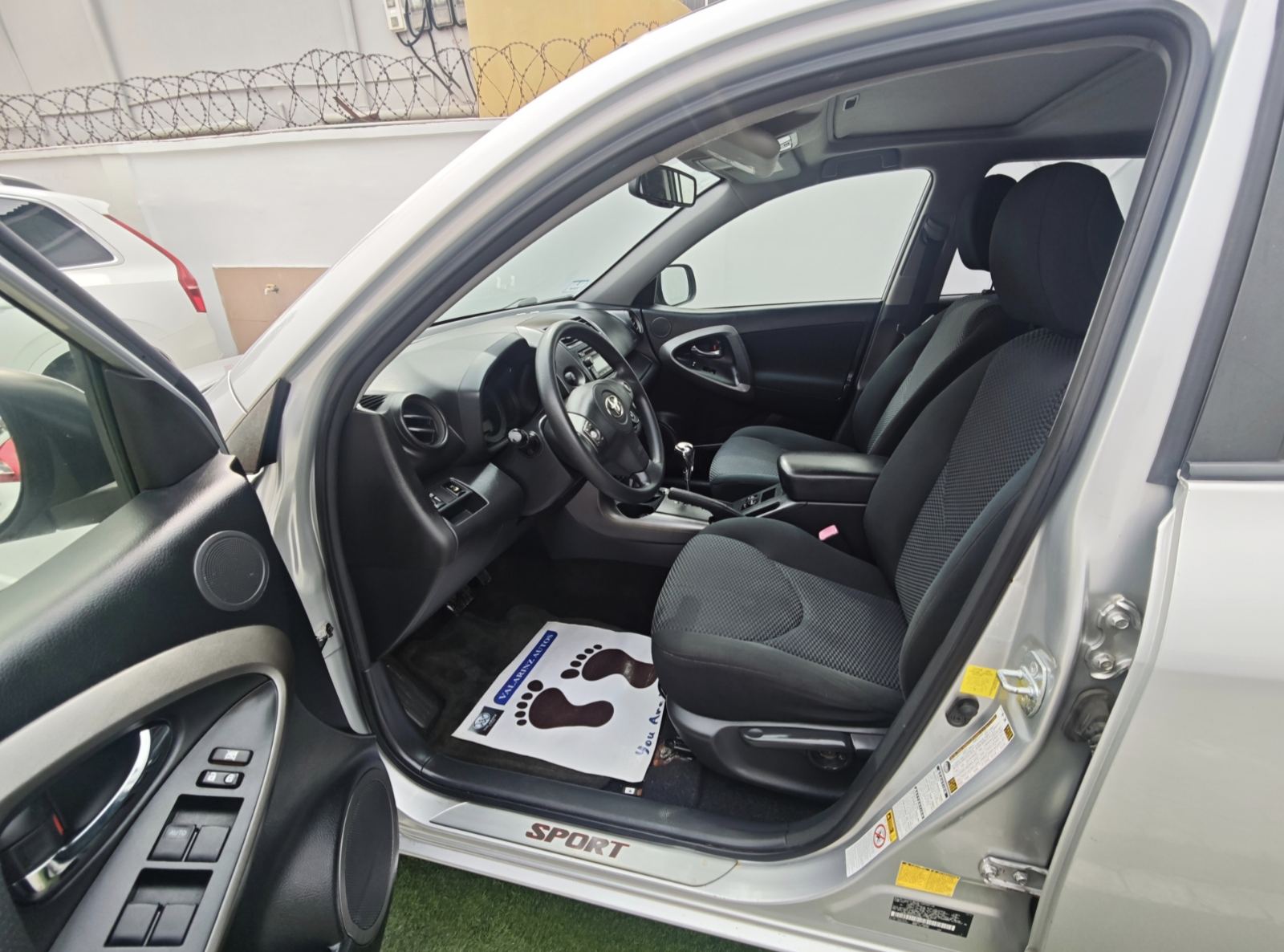 2012 Model Toyota RAV4 SUV, Silver — photo 10