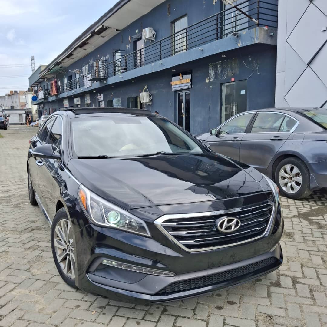 2016 Hyundai Sonata Sport Tech, Black Sedan