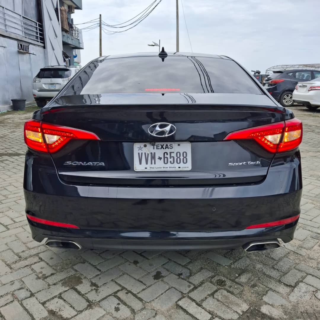 2016 Hyundai Sonata Sport Tech, Black Sedan