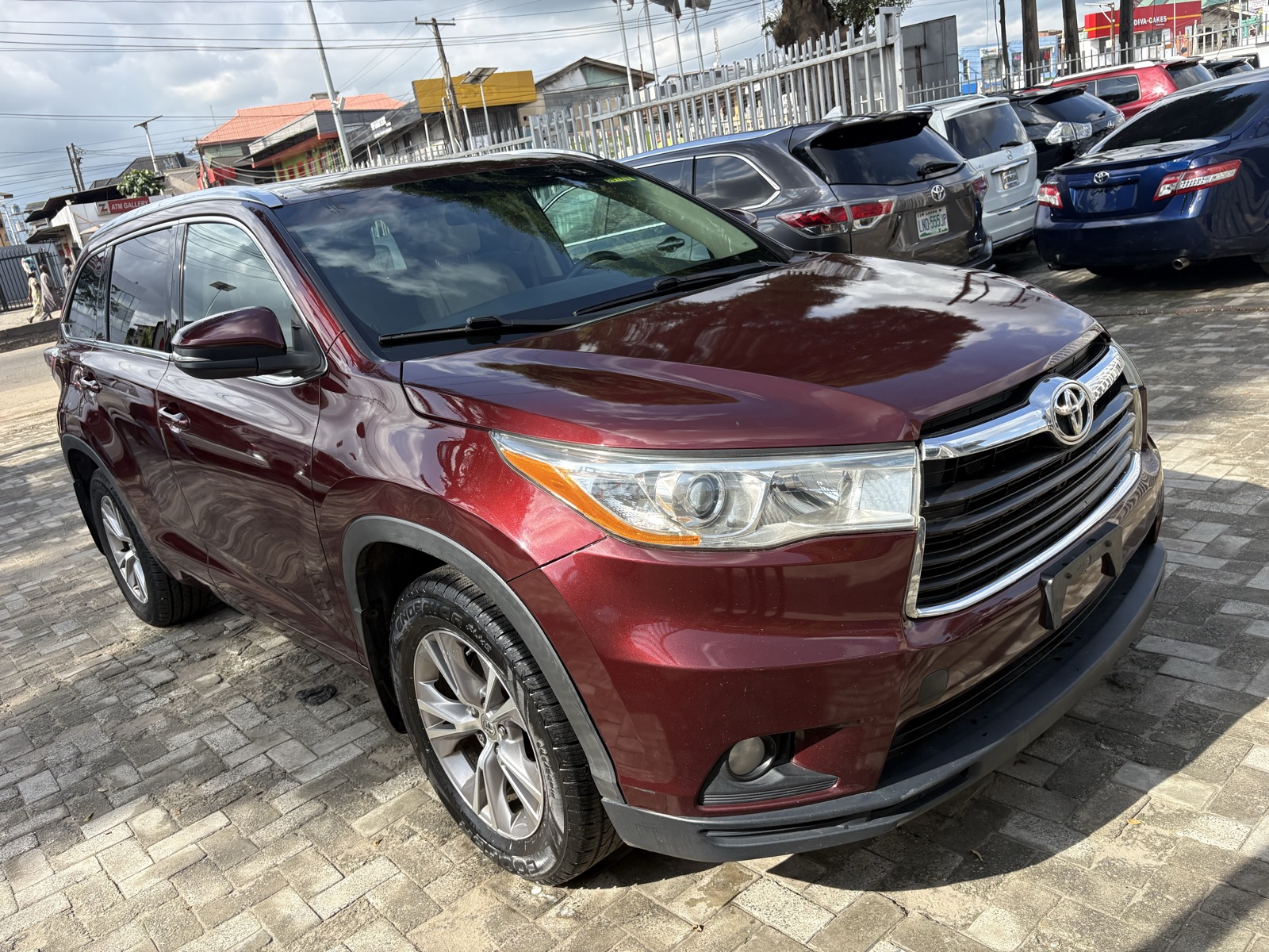 2015 Toyota Highlander — photo 8