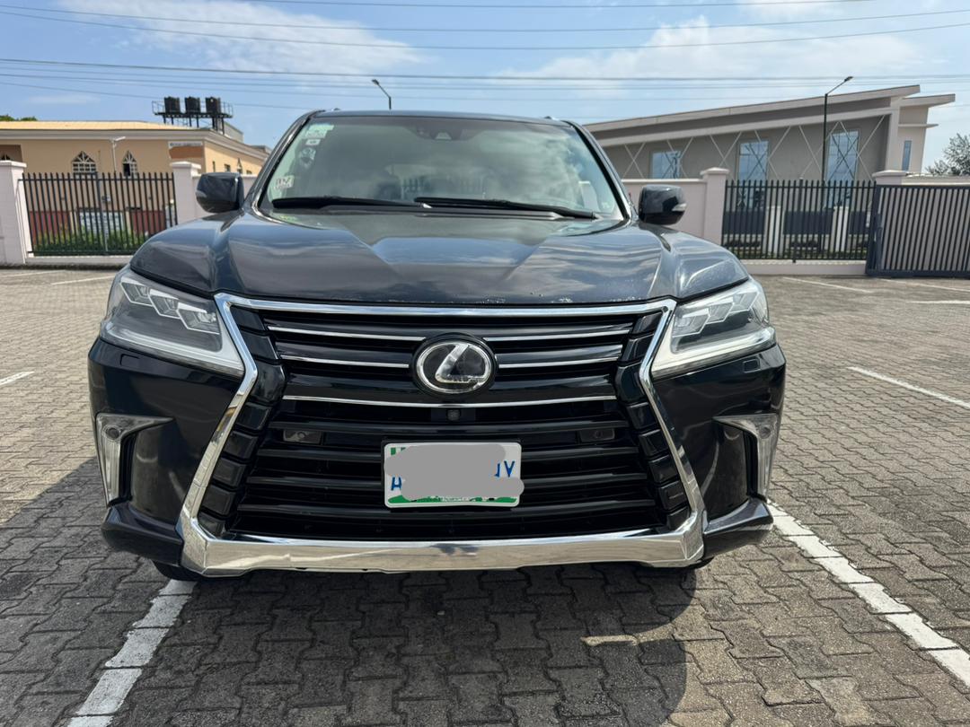 Lexus LX 570, Black SUV for Sale