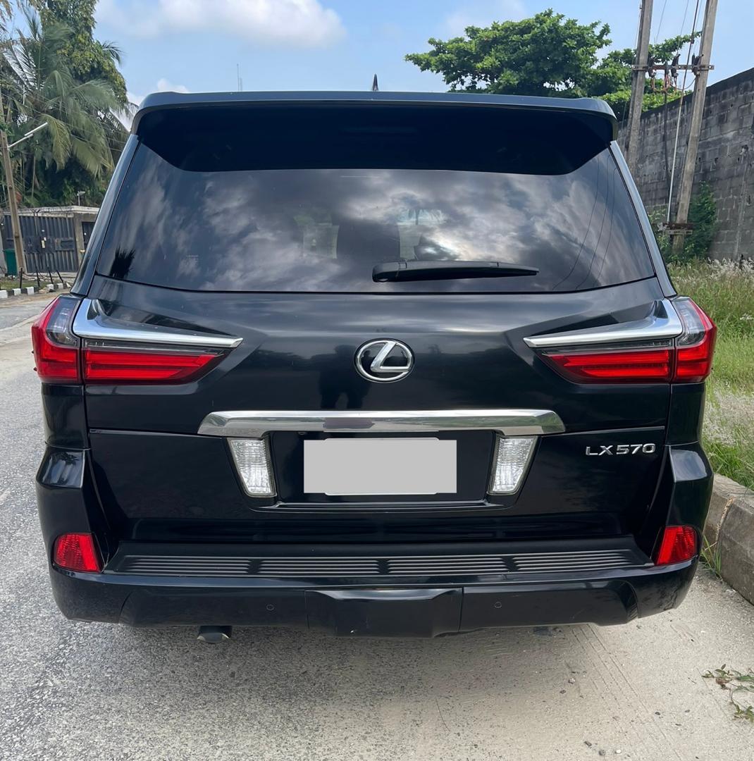Lexus LX 570, Black SUV for Sale