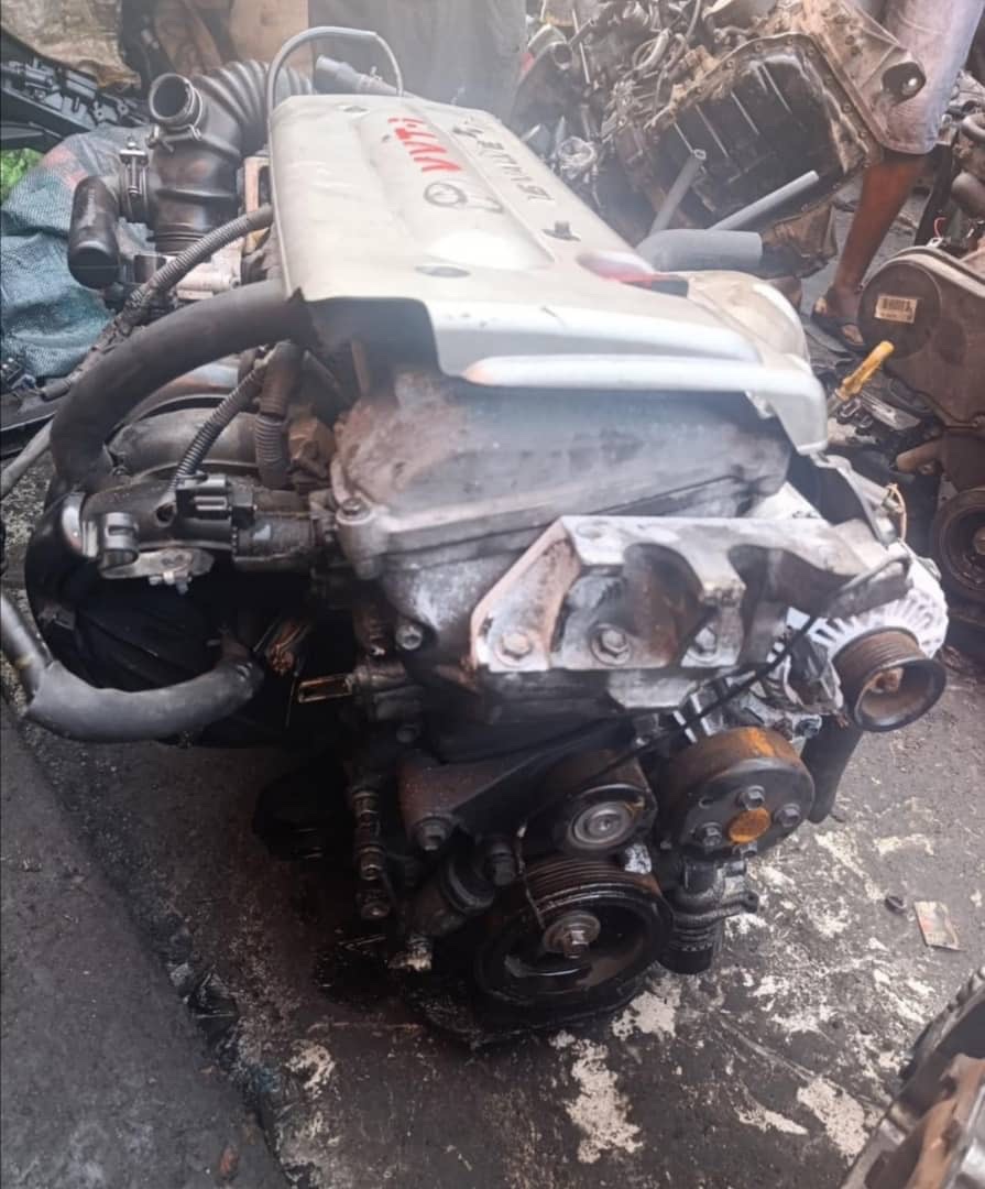 Toyota Camry 2AZ Engine Assembly
