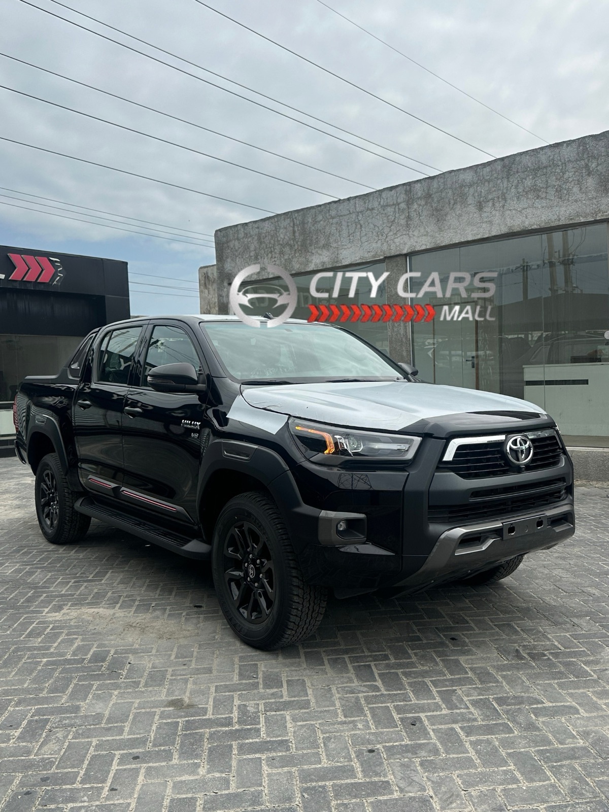 Toyota Hilux Double Cabin Black Pickup Truck