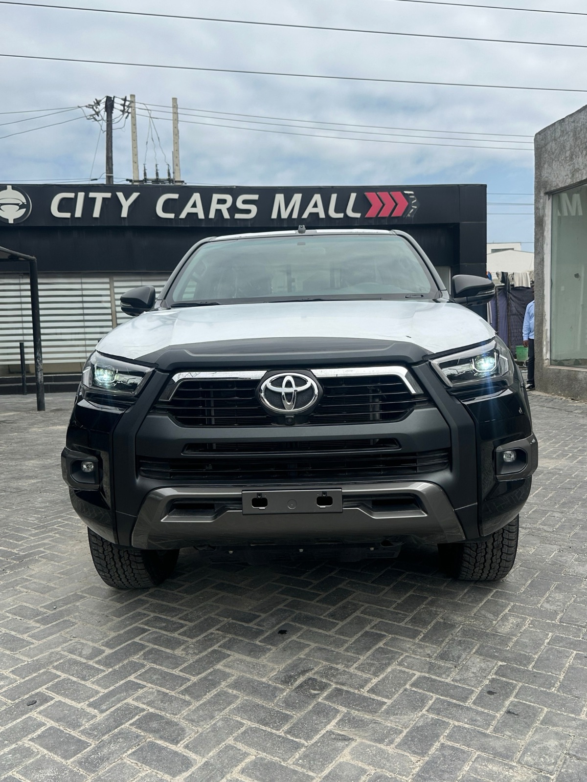 Toyota Hilux Double Cabin Black Pickup Truck