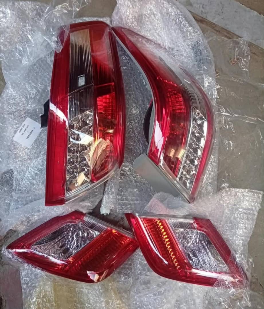 2008 Camry Back Light Set