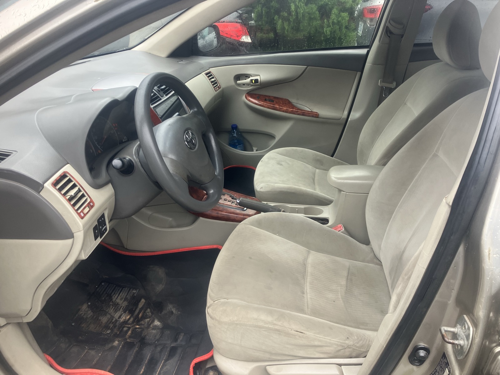 Toyota Corolla 2010 model