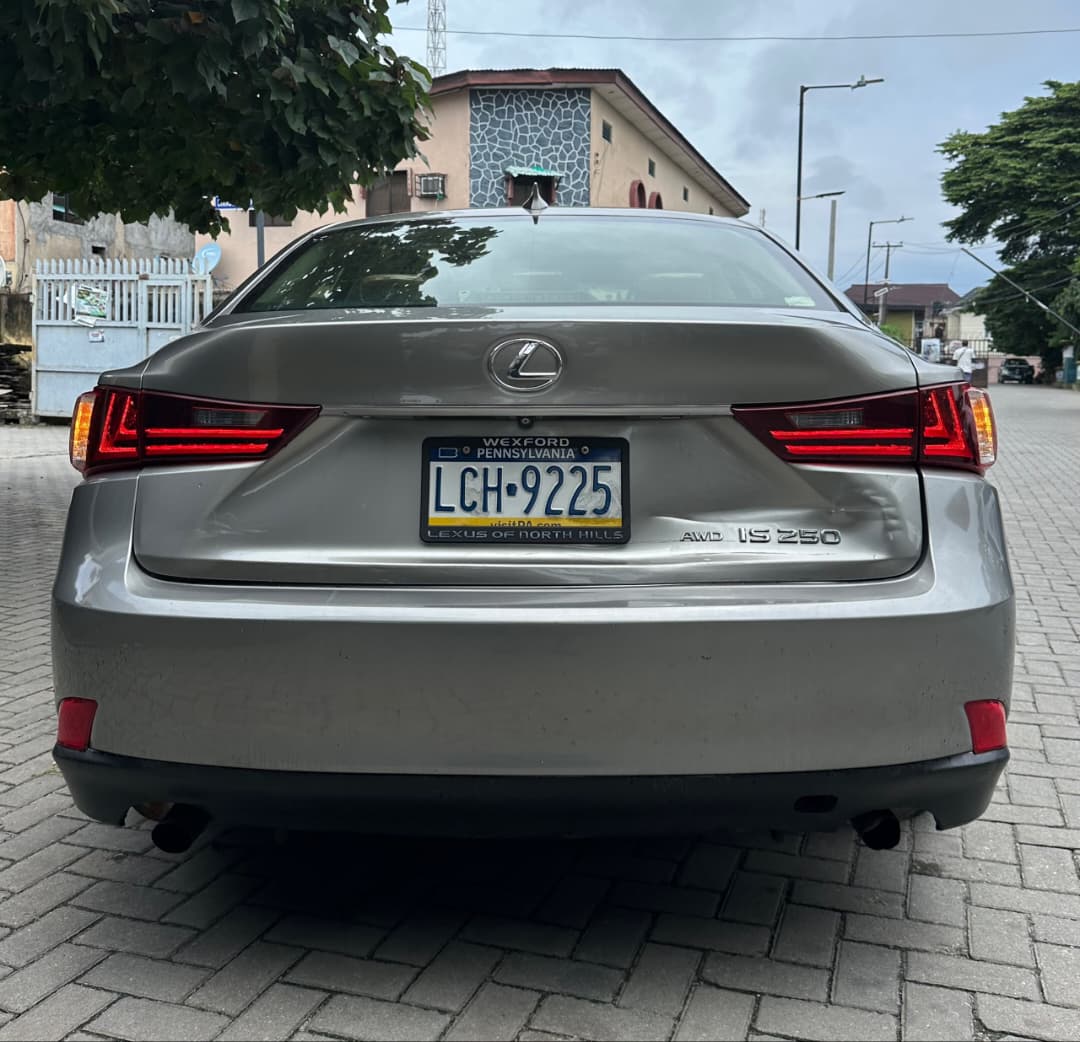 Lexus IS 250 Silver Sedan with AWD — photo 2