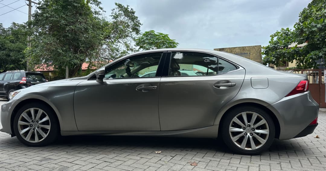 Lexus IS 250 Silver Sedan with AWD — photo 7