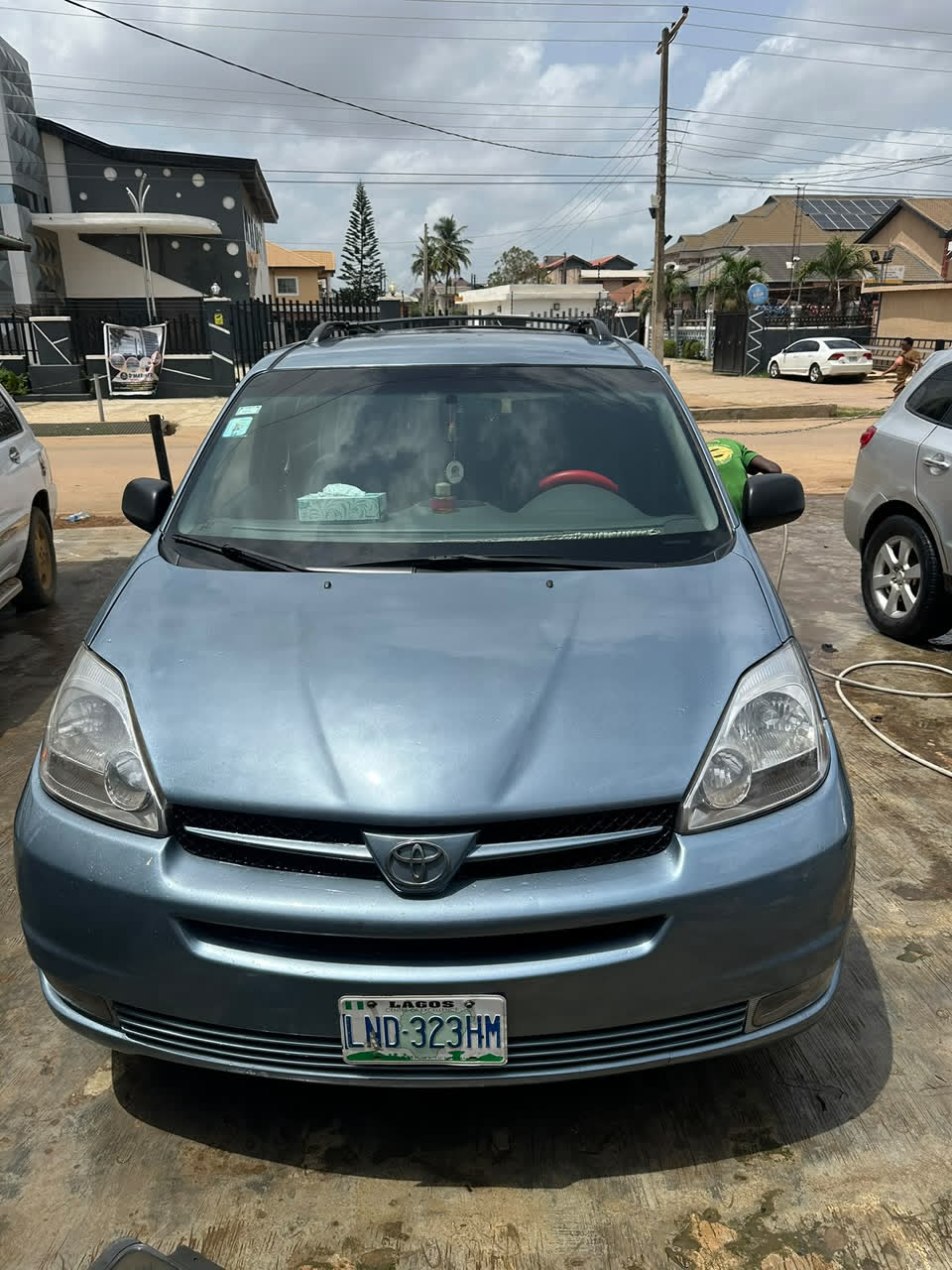 Toyota Sienna XLE, Blue MPV for Sale
