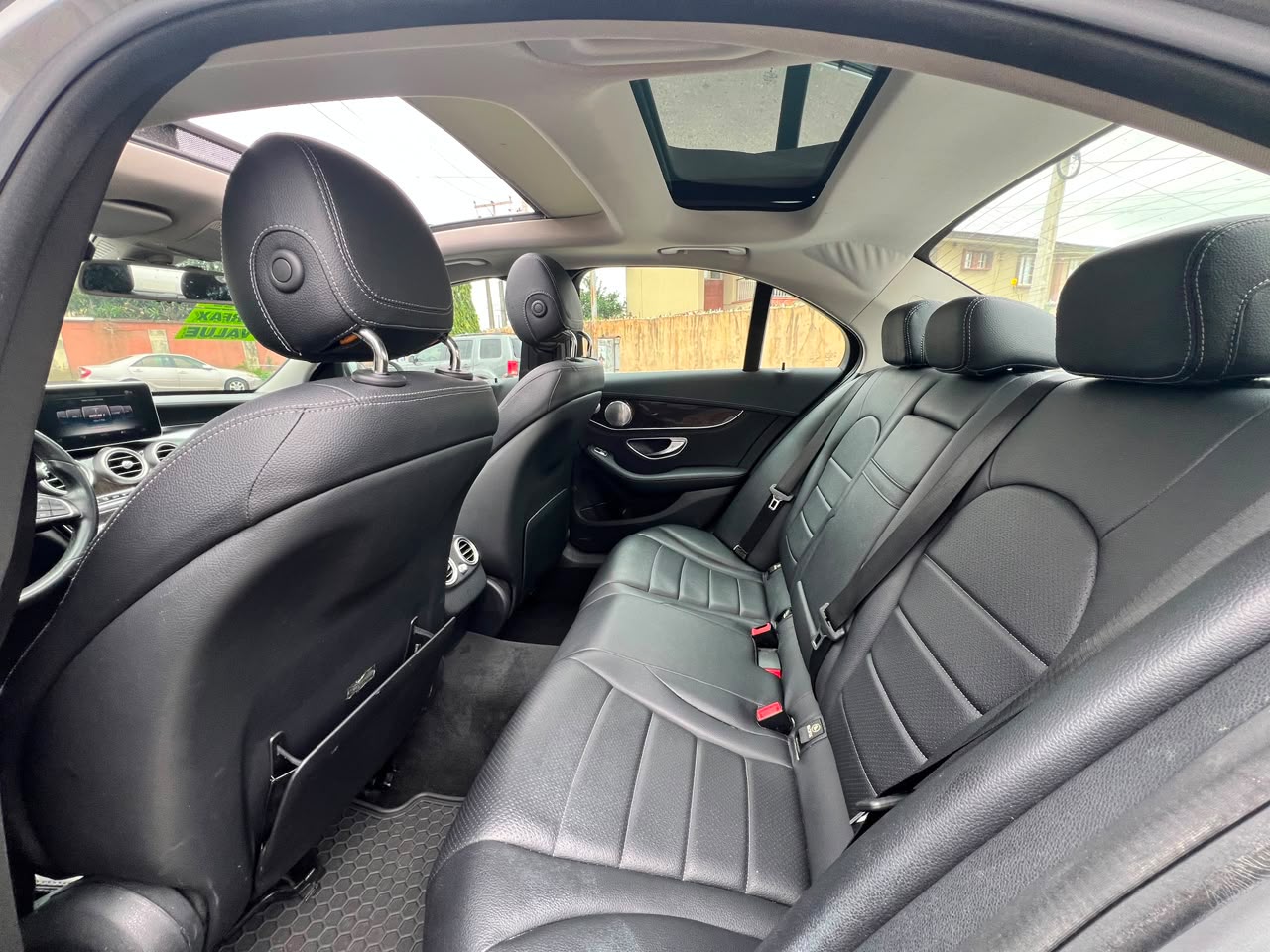 Mercedes-Benz C300 4MATIC, Grey Sedan C-Class