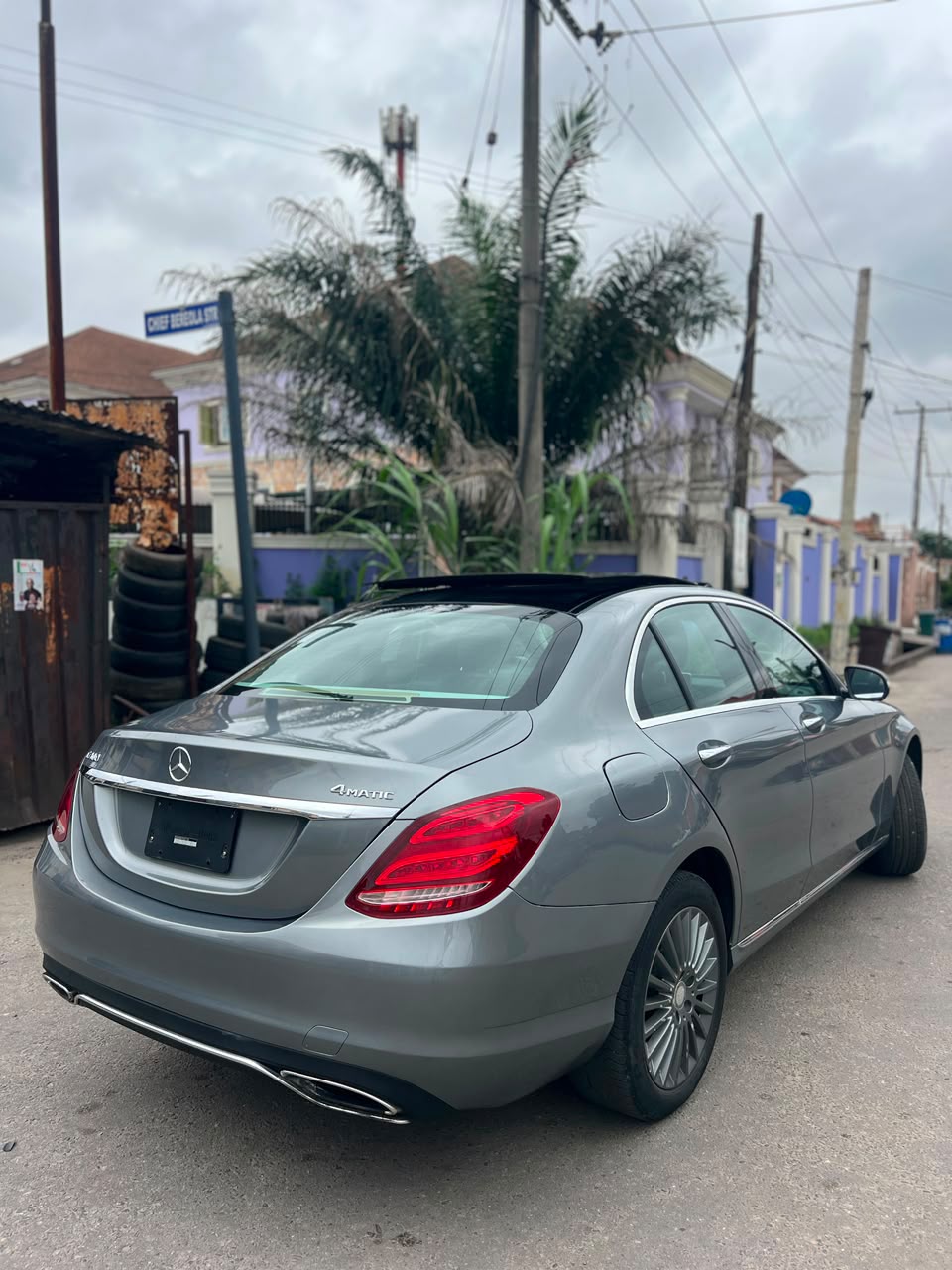 Mercedes-Benz C300 4MATIC, Grey Sedan C-Class