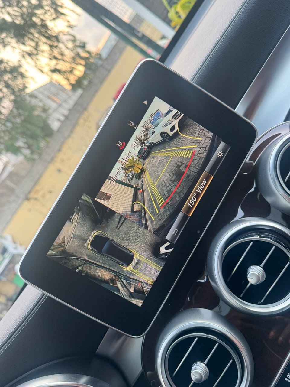 Mercedes-Benz GLC 300 4MATIC, Dark Blue SUV — photo 5