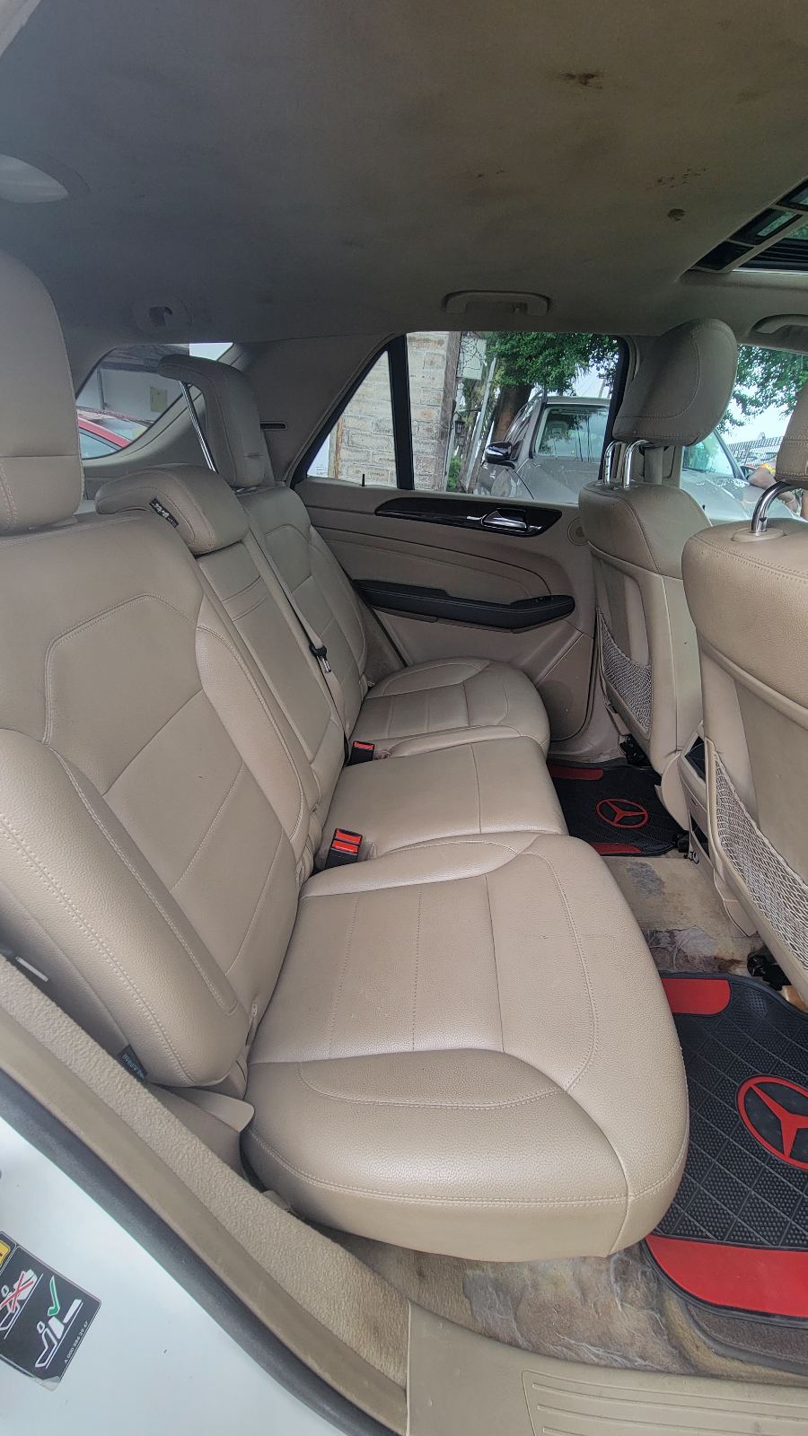 Mercedes-Benz GLE White SUV with Sunroof GLE350
