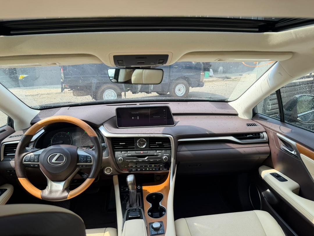 2019 Lexus RX 350, Black SUV for Sale — photo 4