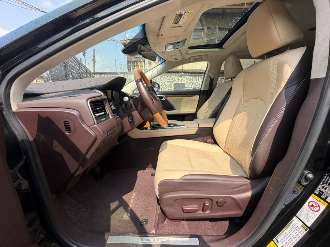 2019 Lexus RX 350, Black SUV for Sale — photo 6