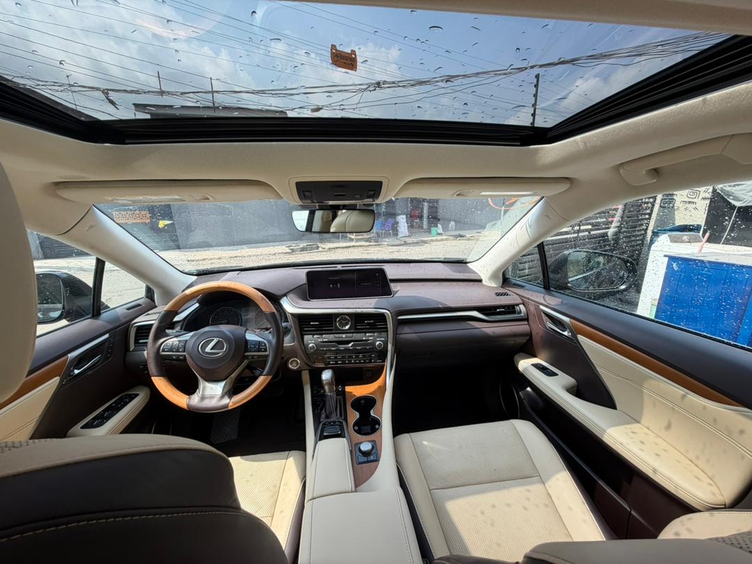 2019 Lexus RX 350, Black SUV for Sale — photo 7