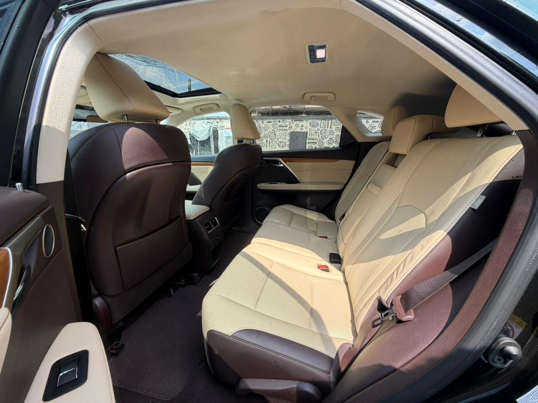 2019 Lexus RX 350, Black SUV for Sale — photo 9