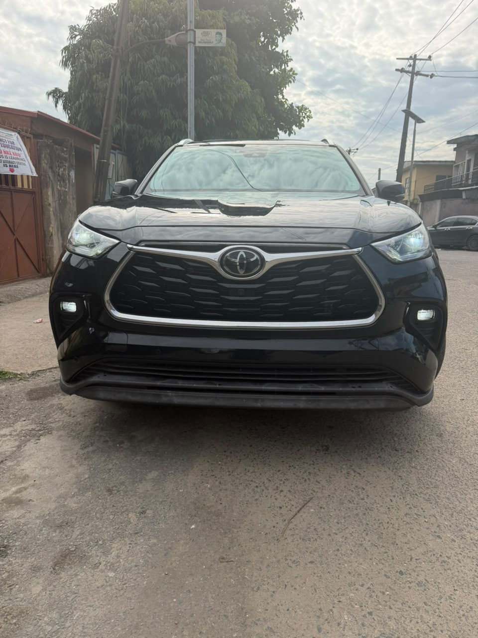 Toyota Highlander Limited AWD, Black SUV