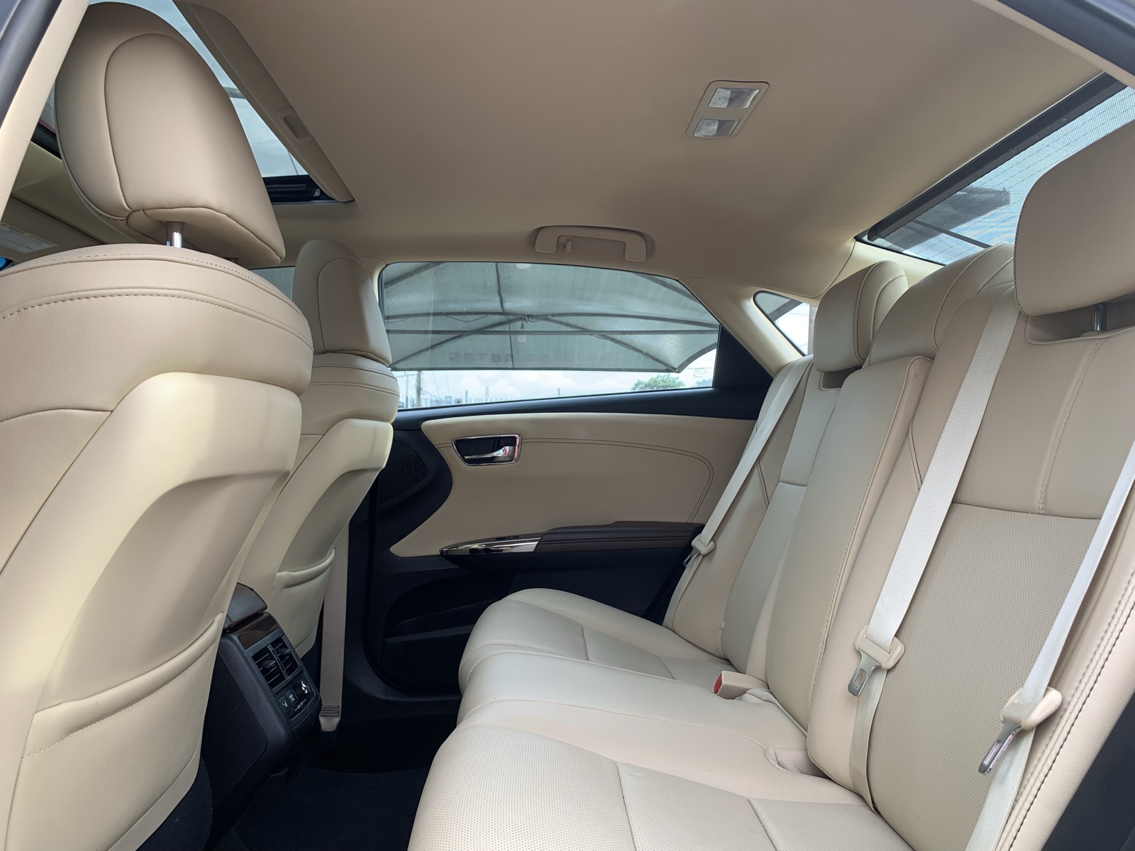 2015 Toyota Avalon Limited Gold Sedan