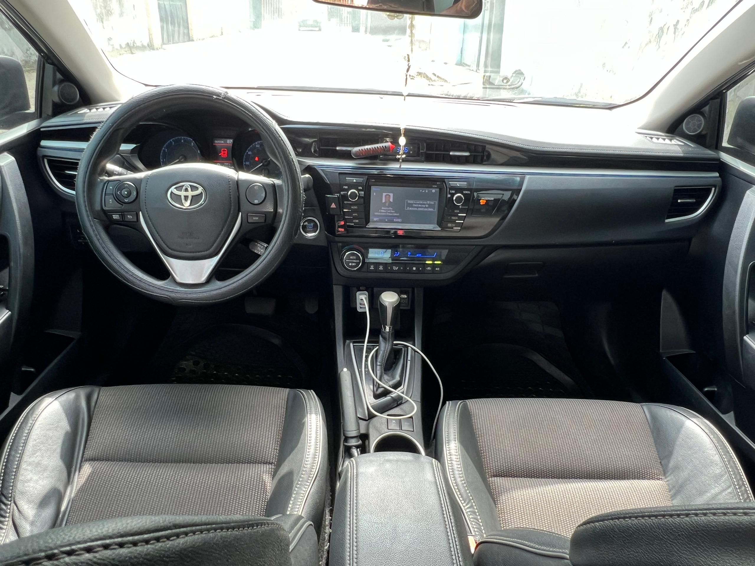 Toyota Corolla S, Black Sedan for Sale