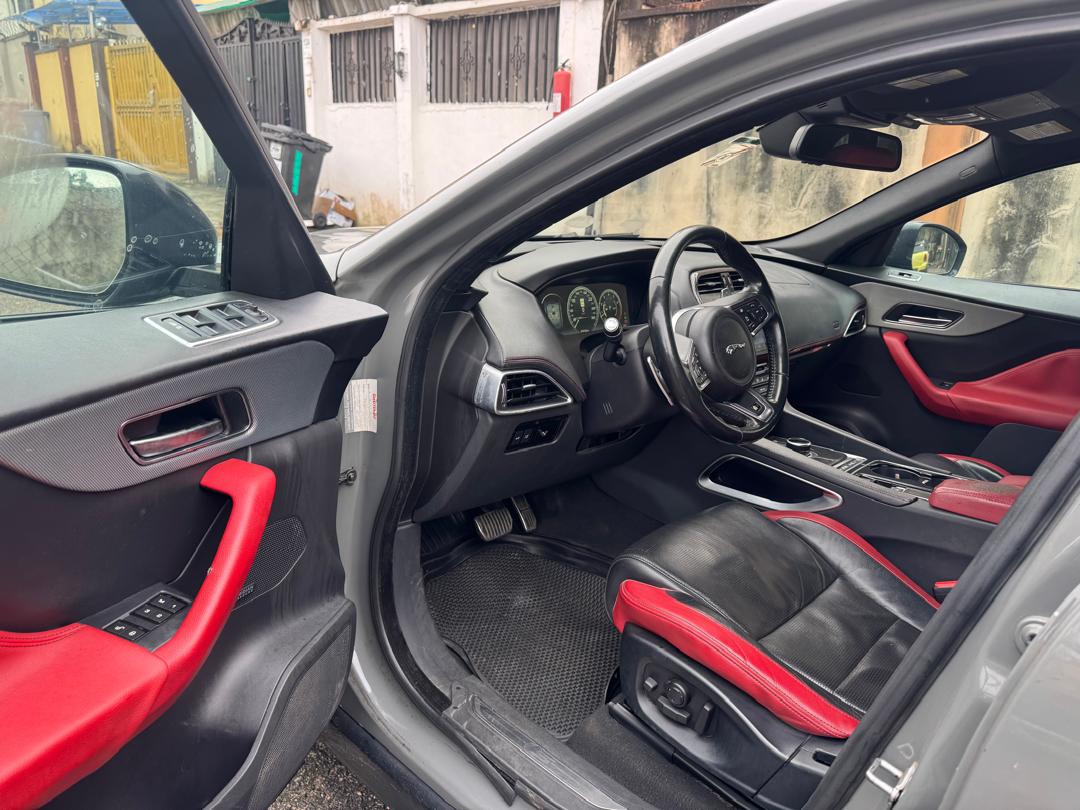 Jaguar F-PACE SUV, Grey with Black Rims — photo 2