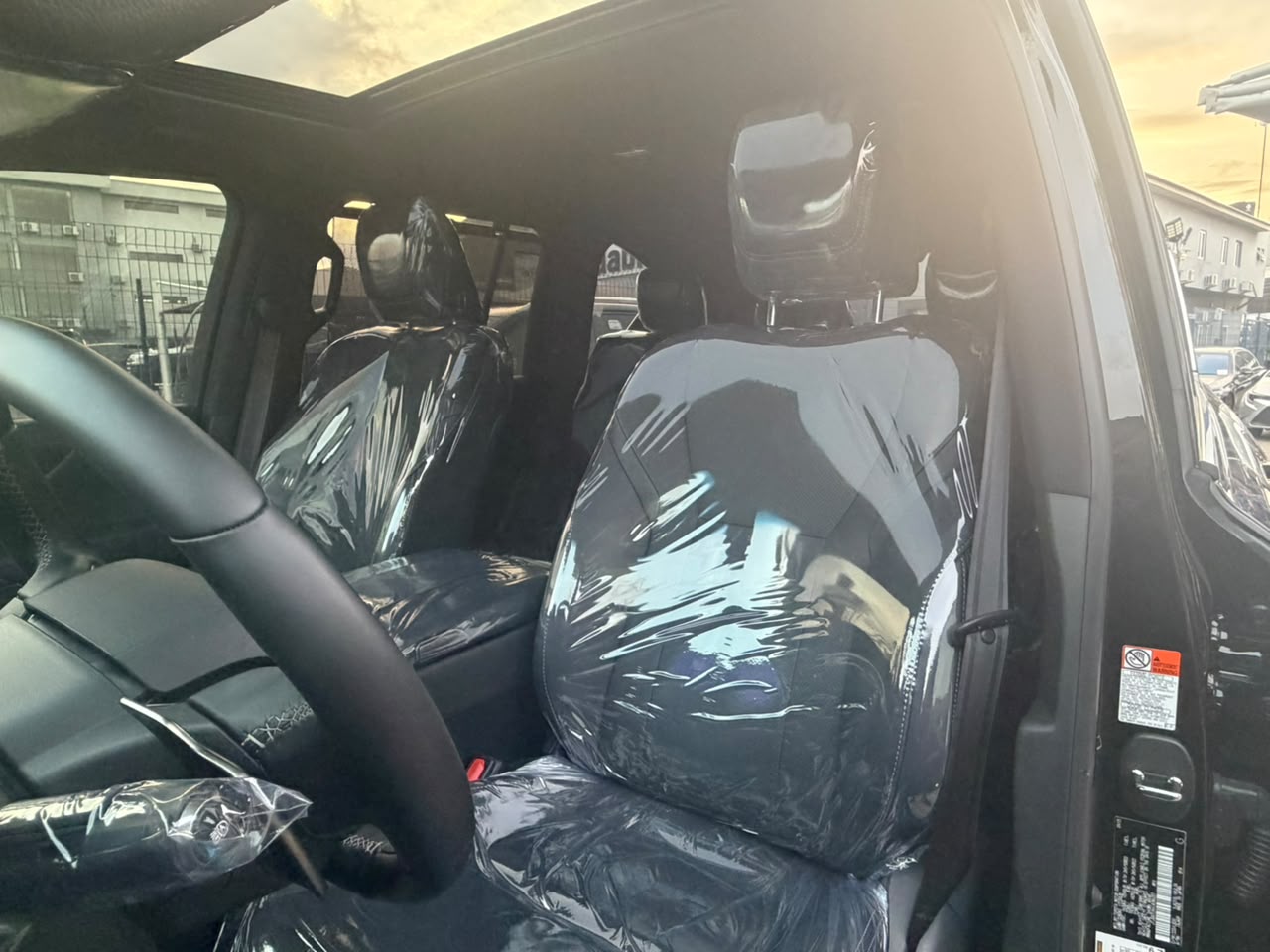 Lexus LX 600, Black SUV