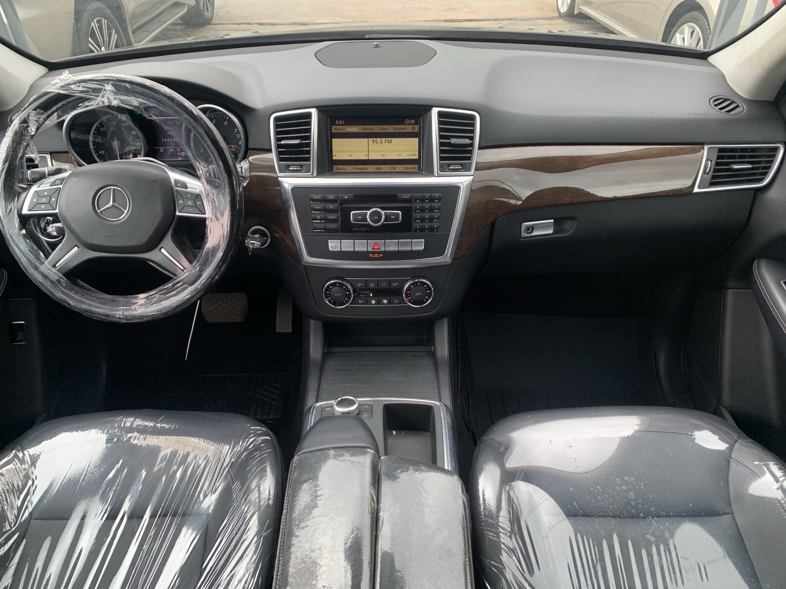 2012 Mercedes-Benz ML 350, Black SUV ML350