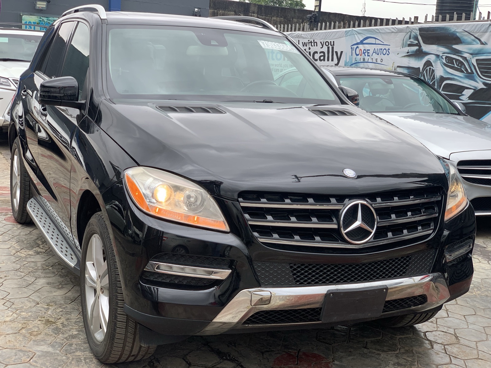 2012 Mercedes-Benz ML 350, Black SUV ML350