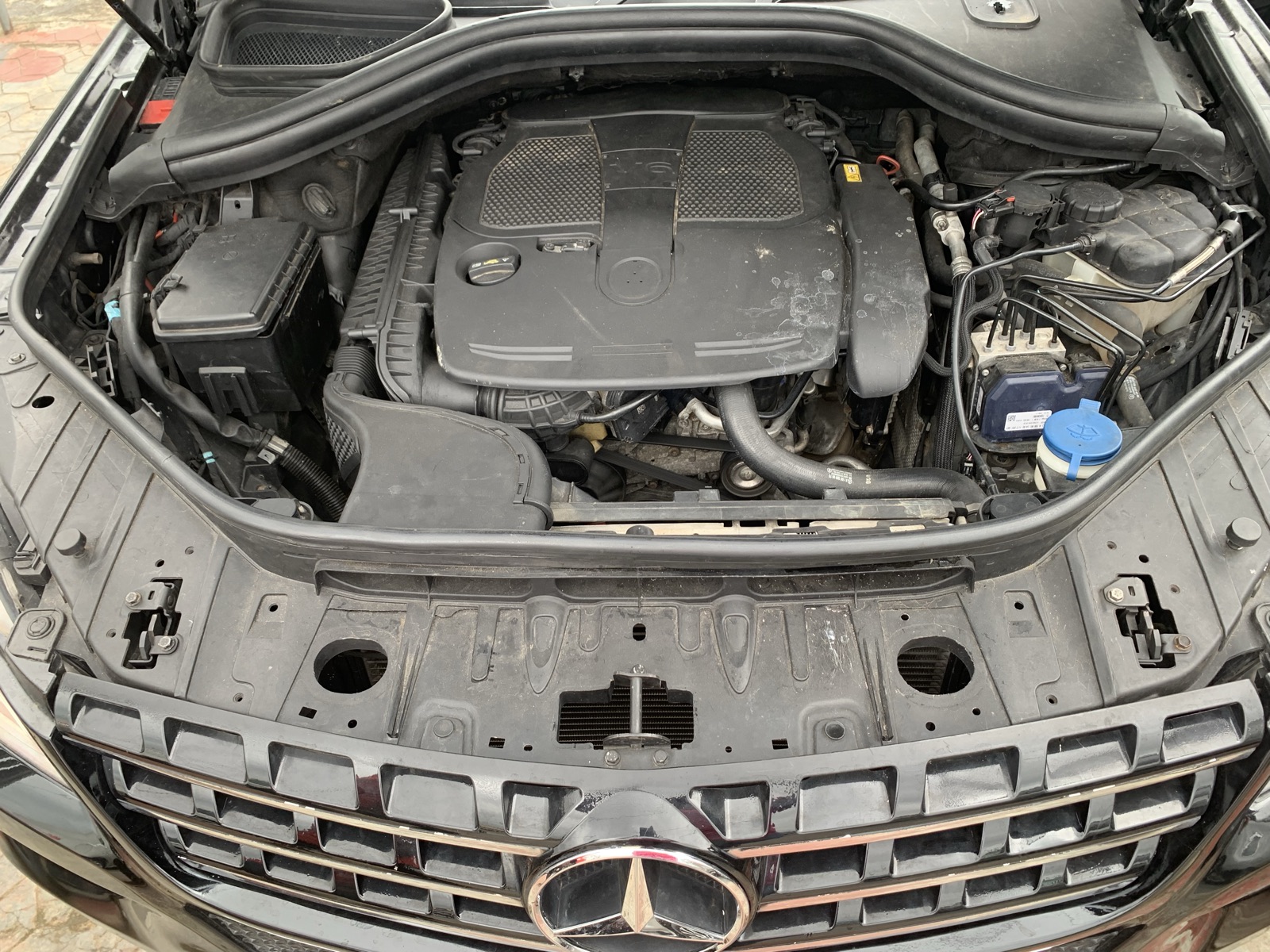 2012 Mercedes-Benz ML 350, Black SUV ML350