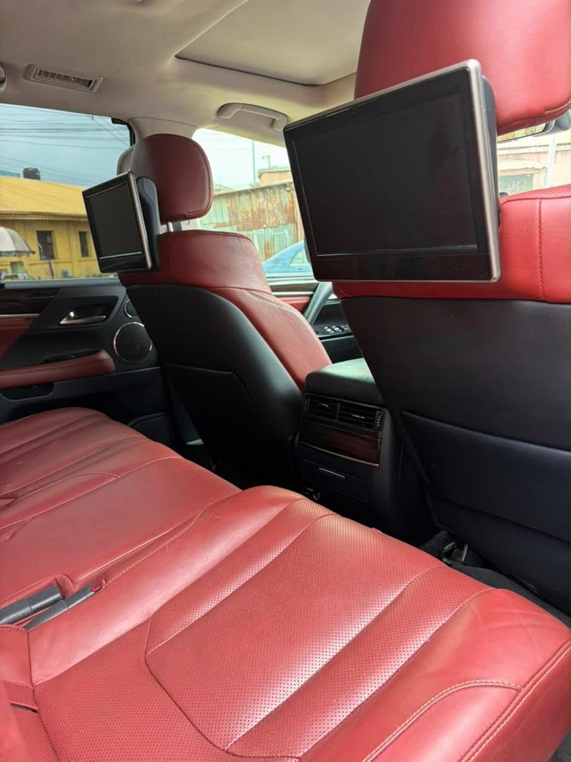 Lexus LX570 Super Sport Black SUV — photo 10