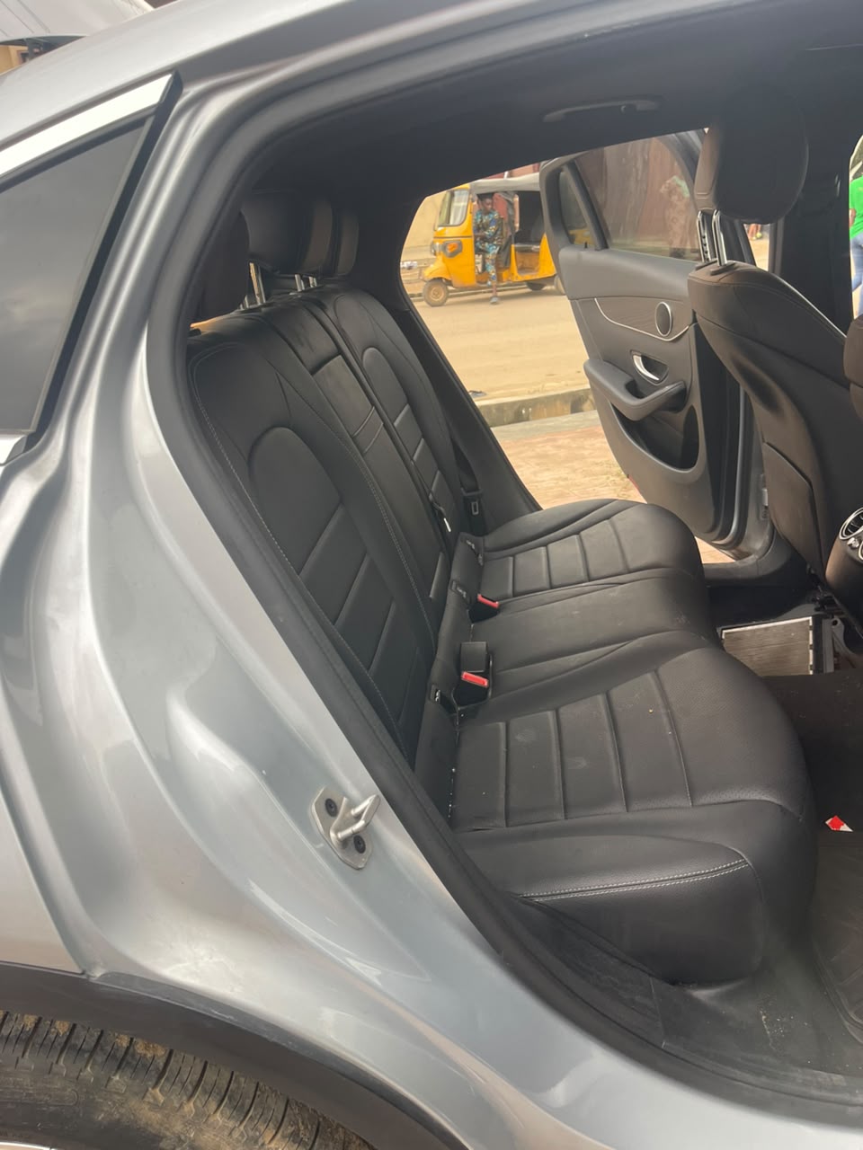 Mercedes-Benz GLC 300 Silver SUV GLC300
