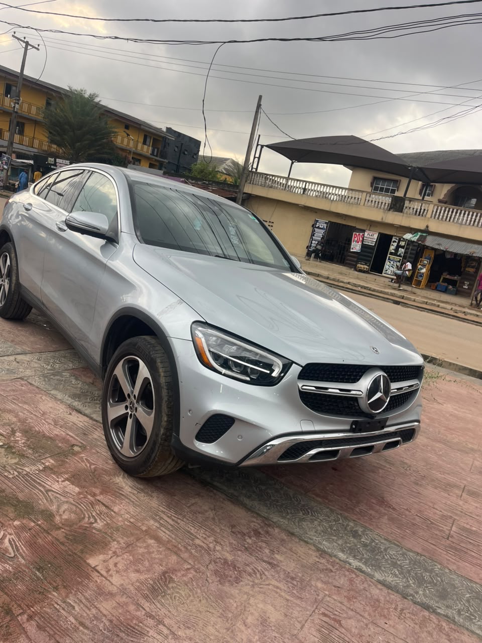Mercedes-Benz GLC 300 Silver SUV GLC300