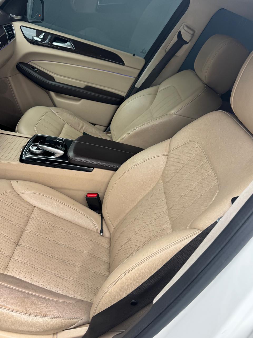 Mercedes-Benz GLE 350 White SUV GLE350
