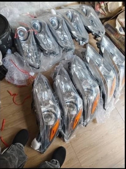 2015 Toyota Camry Headlights