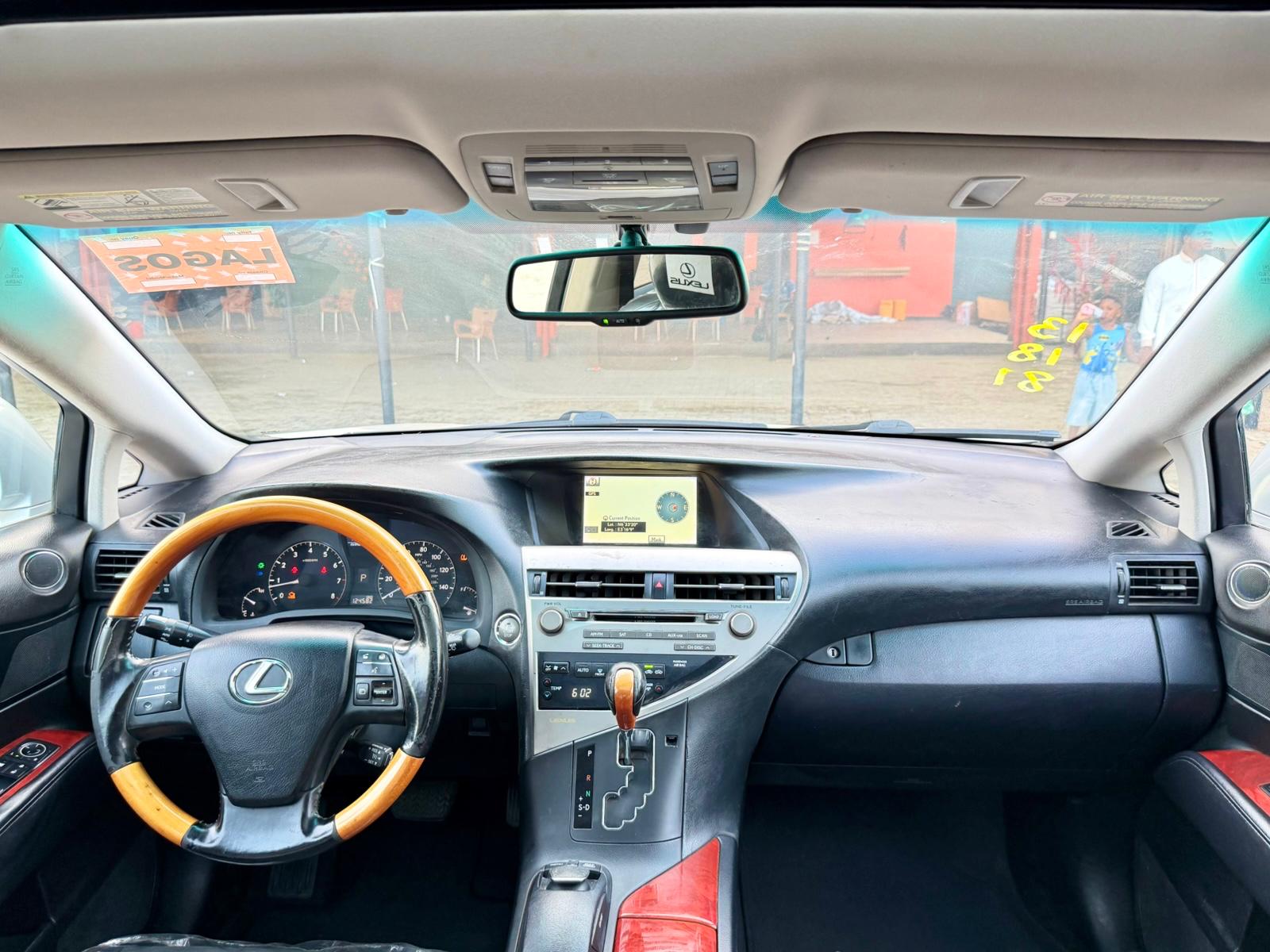 Lexus RX 350 Silver SUV with Roof Rack