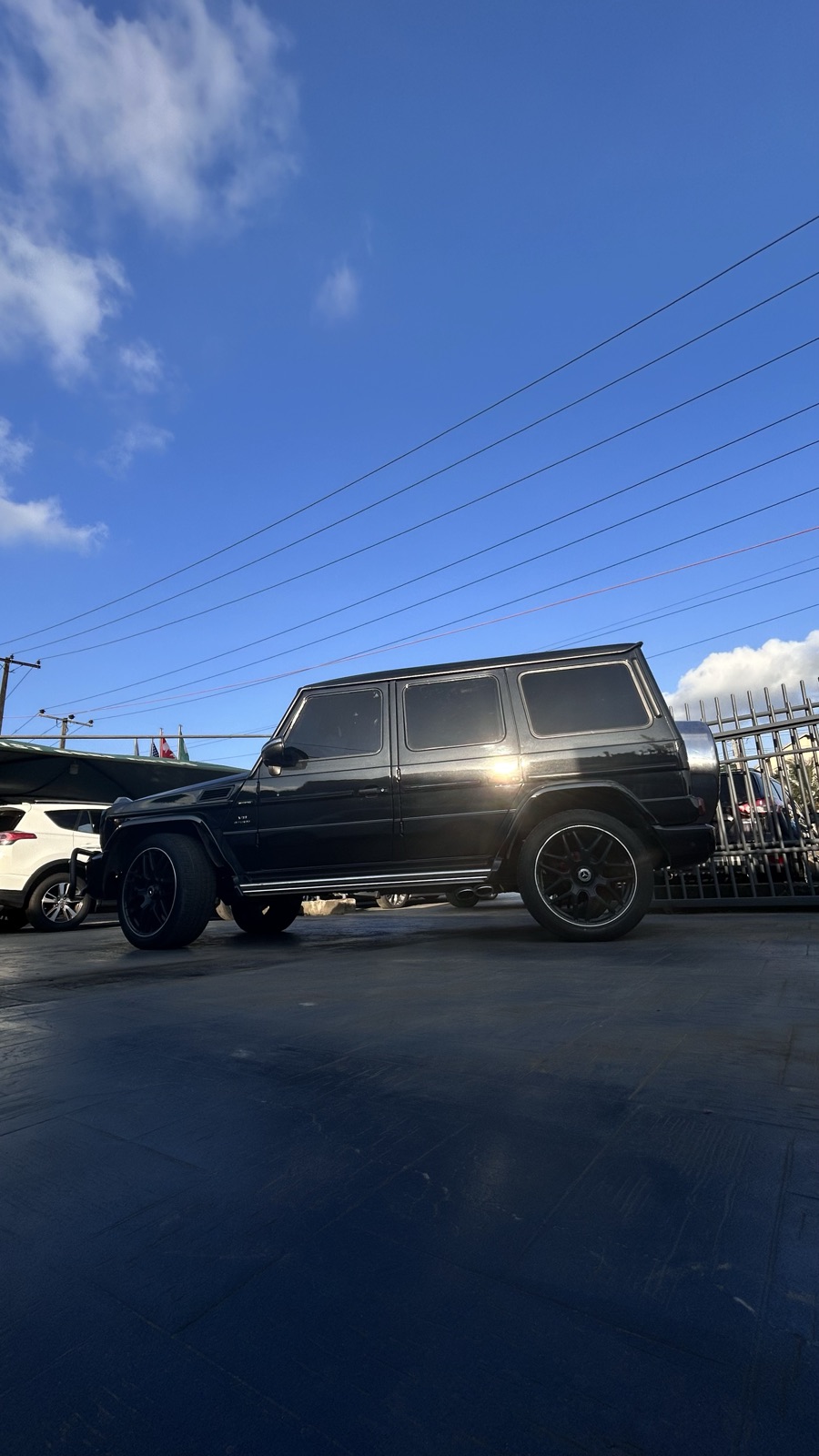 Mercedes-Benz G-Class Black SUV