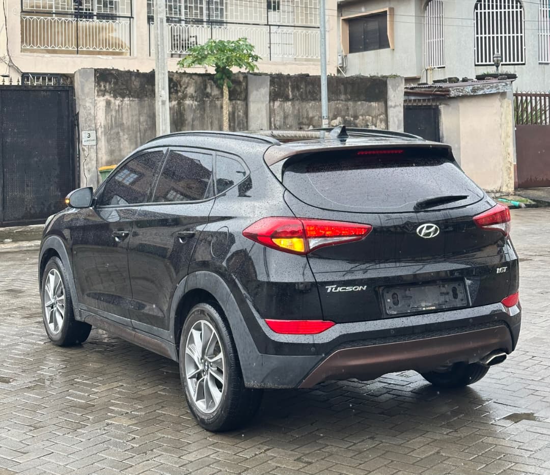 Hyundai Tucson 1.6T, Black SUV for Sale