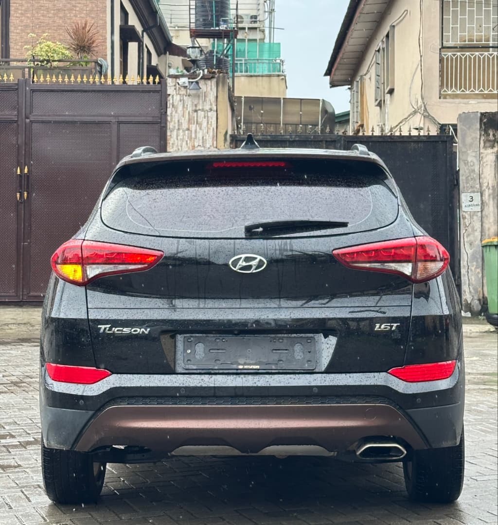 Hyundai Tucson 1.6T, Black SUV for Sale