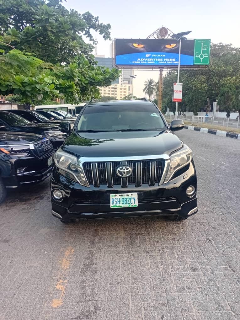 Toyota Prado SUV, Black — photo 2